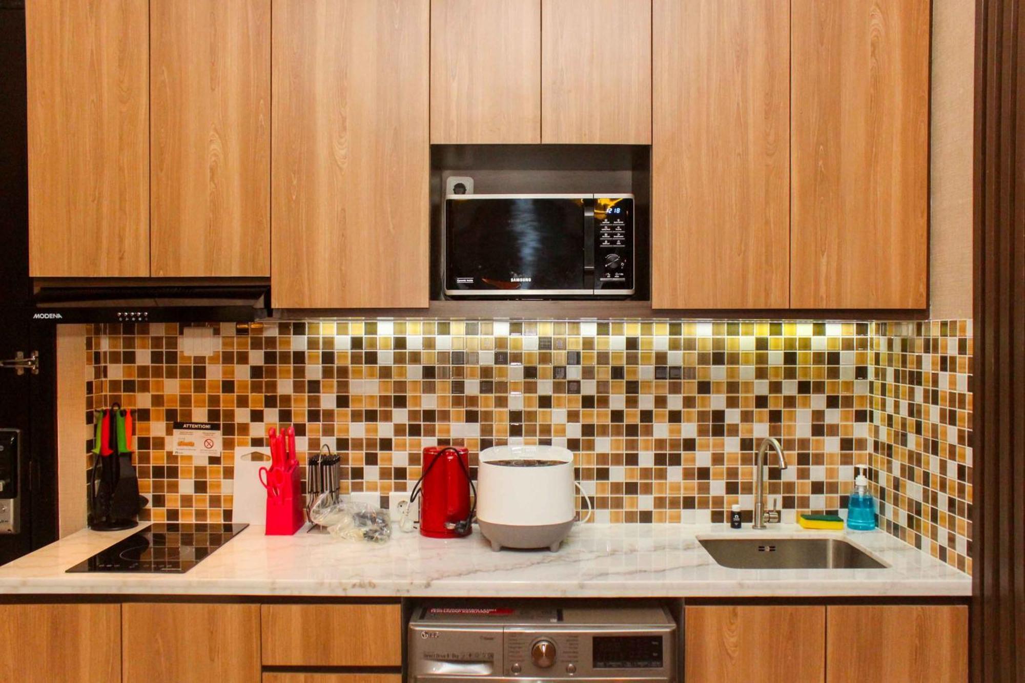 Apartemen Stunning And Comfy 2br + Study At Sudirman By Travelio