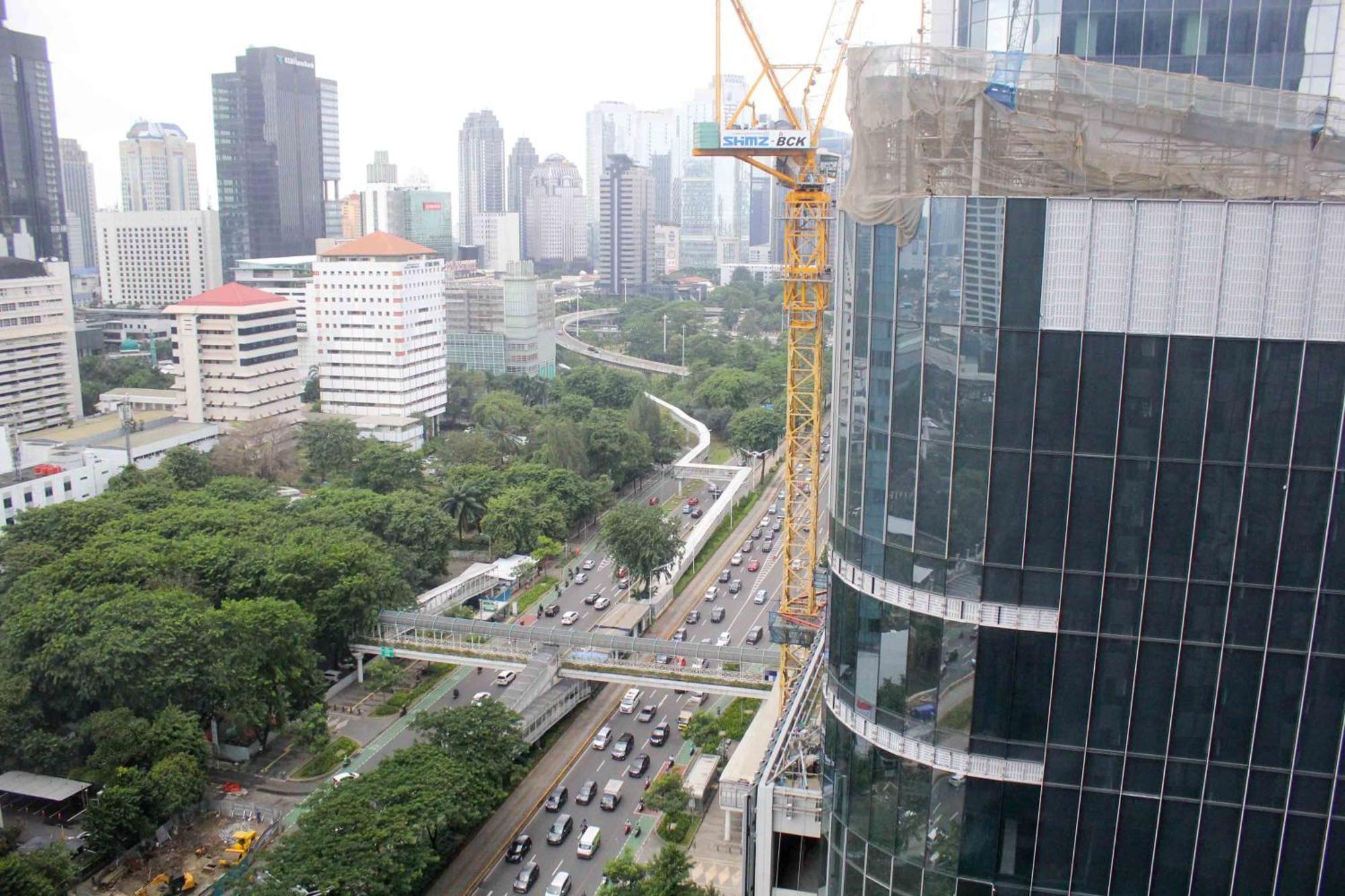 Stunning And Comfy 2br + Study At Sudirman By Travelio Apartemen *